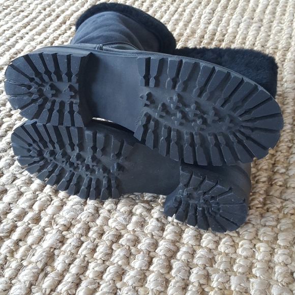 Coach Shearling Boots - Picture 6 of 8